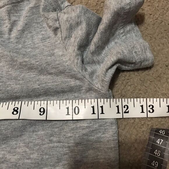 Bundle of 3 tops adidas & jumping bean & Nike extra small 3 to 4 years gray - Picture 11 of 14